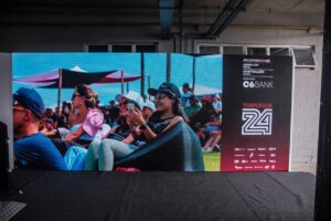 Locação e Venda de Painel de LED, Palco para Shows, Box Truss e Iluminação em Blumenau, Itajaí e Balneário Camboriú